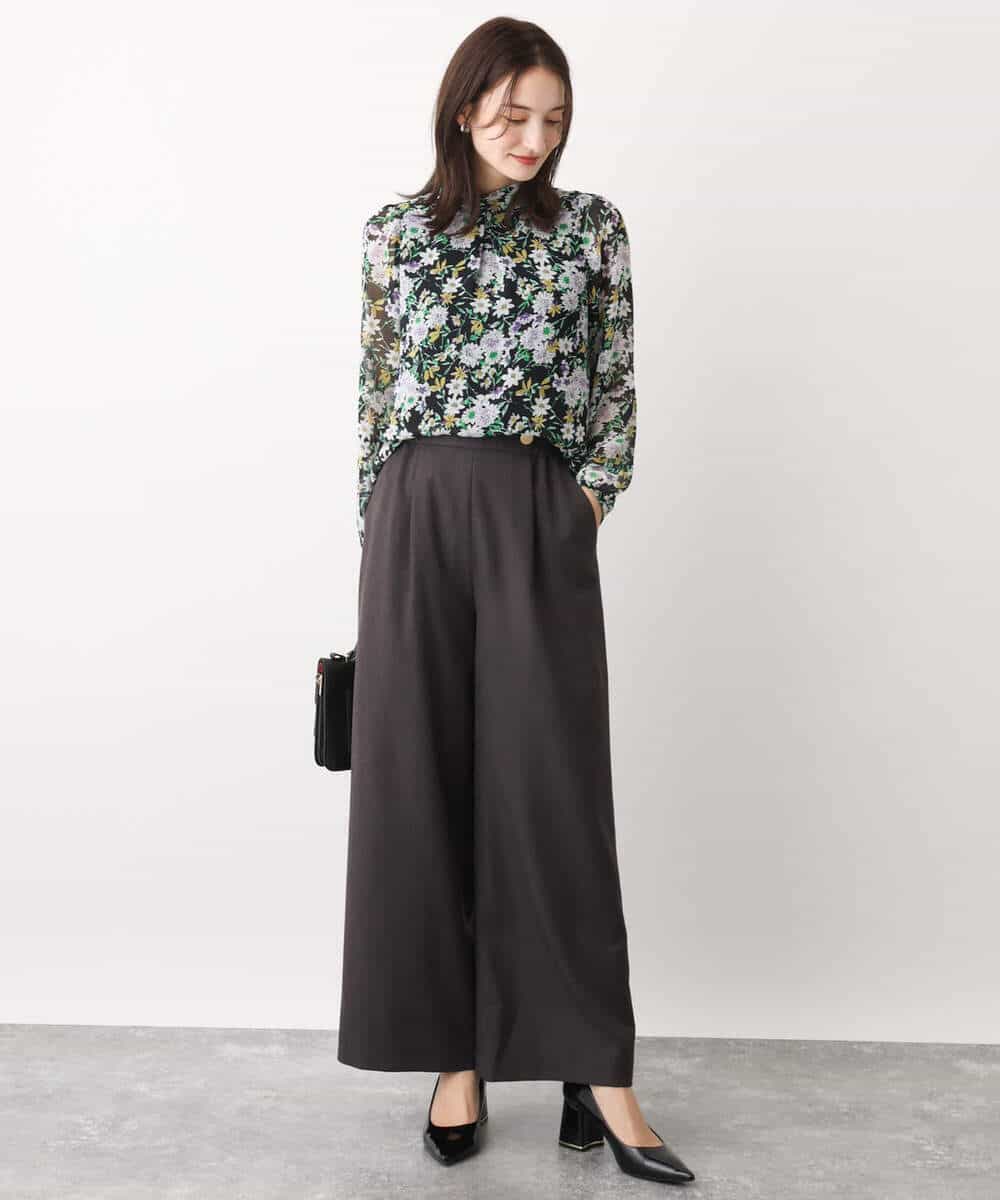 FKBDV07140 MK MICHEL KLEIN(MK ミッシェルクラン) 中花プリントシフォンブラウス/洗える ライトブルー