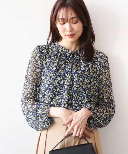 MK MICHEL KLEIN(MK ミッシェルクラン) ギャザーフリルネック花柄シフォンブラウス/洗える ネイビー/紺 38
