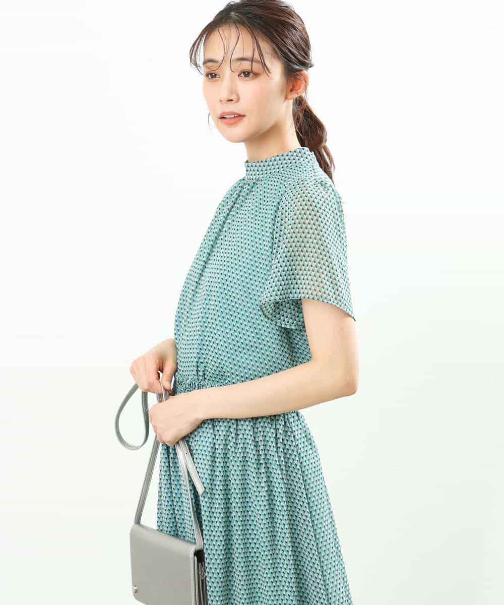 FKBFS05130 MK MICHEL KLEIN(MK ミッシェルクラン) 幾何学柄シフォンブラウス/洗える グリーン