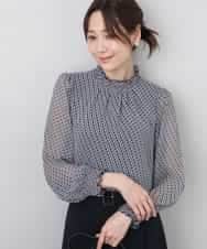 FKBGA03140 MK MICHEL KLEIN(MK ミッシェルクラン) 幾何柄シフォンスタンドカラーブラウス/洗える ネイビー