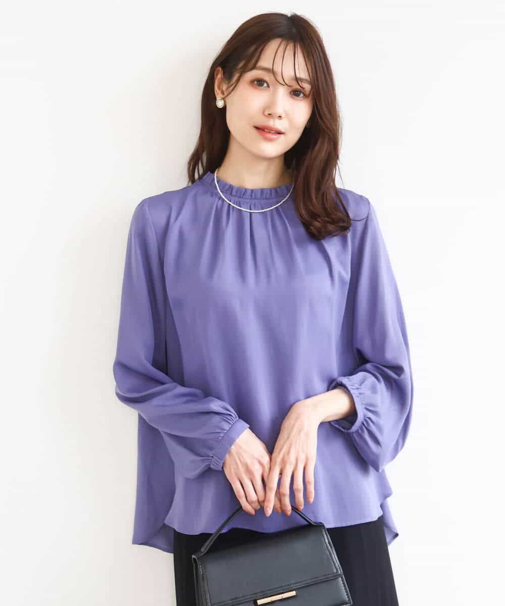 FKBGD23140 MK MICHEL KLEIN(MK ミッシェルクラン) サテンフリルネックブラウス/接触冷感/UVカット/洗える ダークグレー