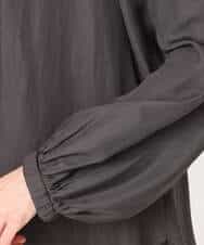 FKBGD23140 MK MICHEL KLEIN(MK ミッシェルクラン) サテンフリルネックブラウス/接触冷感/UVカット/洗える ダークグレー