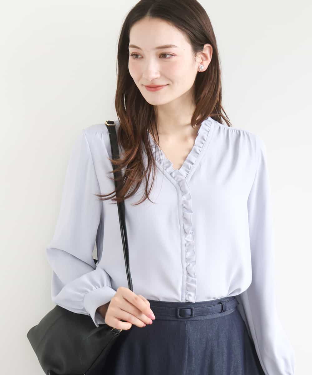 FKBGD32150 MK MICHEL KLEIN(MK ミッシェルクラン) Vネックミニフリルブラウス/洗える ライトブルー