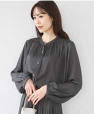 FKBGD35140 MK MICHEL KLEIN(MK ミッシェルクラン) バンドカラーサテンブラウス/接触冷感/UVカット/洗える ベージュ