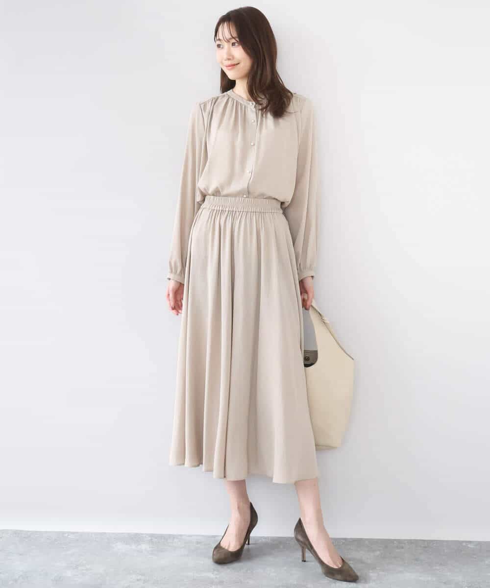 FKBGD35140 MK MICHEL KLEIN(MK ミッシェルクラン) バンドカラーサテンブラウス/接触冷感/UVカット/洗える ベージュ