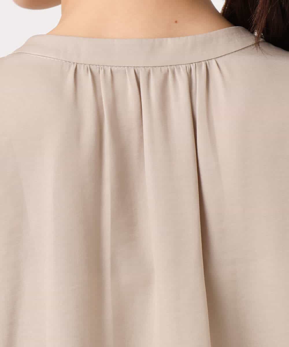 FKBGD35140 MK MICHEL KLEIN(MK ミッシェルクラン) バンドカラーサテンブラウス/接触冷感/UVカット/洗える ベージュ