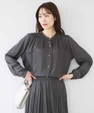 FKBGD35140 MK MICHEL KLEIN(MK ミッシェルクラン) バンドカラーサテンブラウス/接触冷感/UVカット/洗える ダークグレー