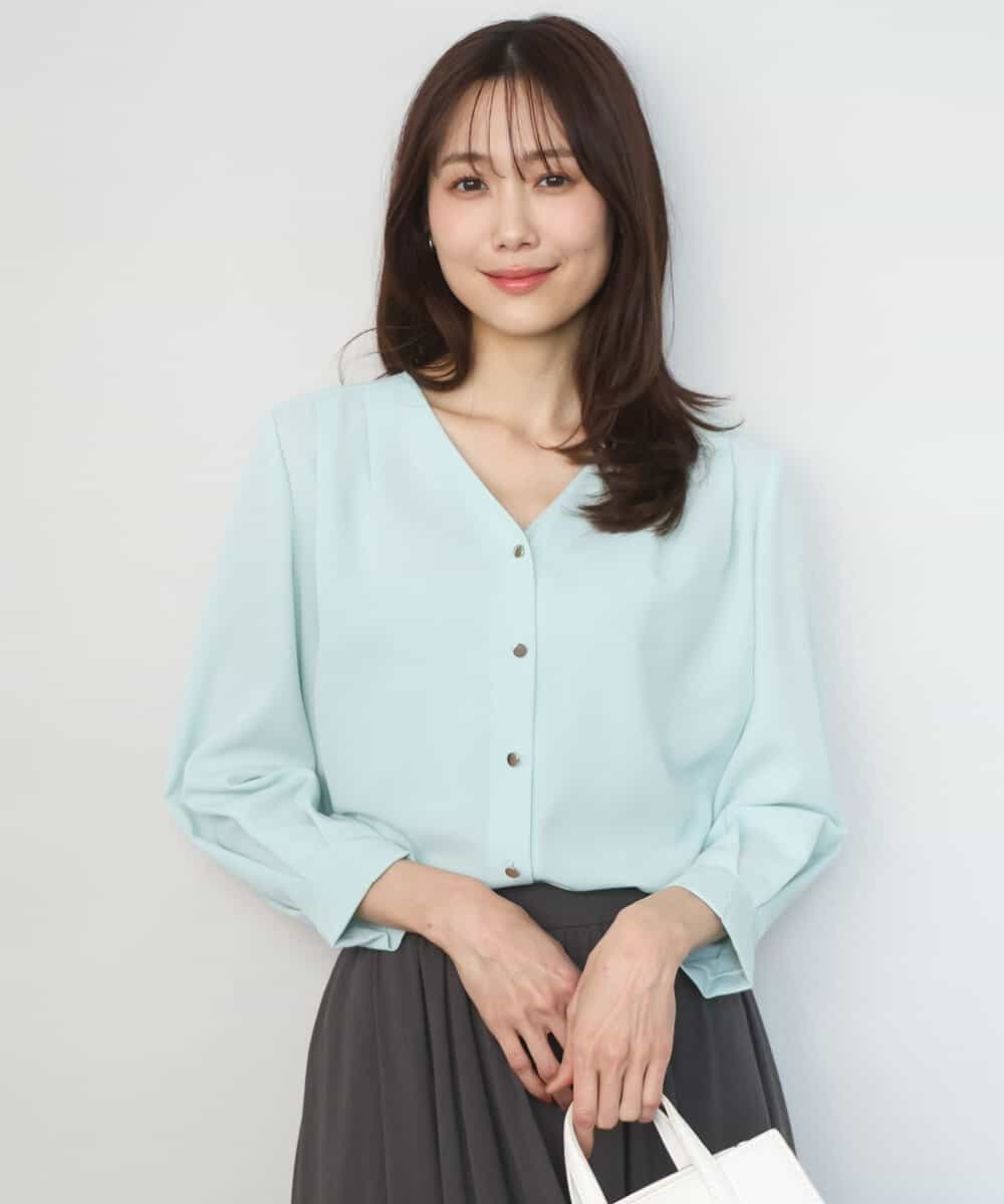 FKBGD46140 MK MICHEL KLEIN(MK ミッシェルクラン) Vネックサテンブラウス/洗える ミントブルー