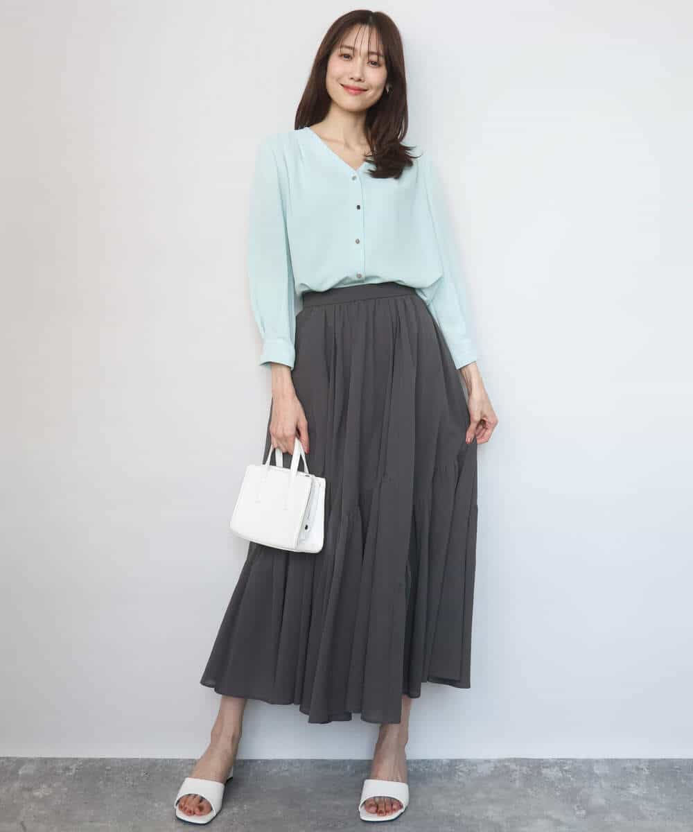 FKBGD46140 MK MICHEL KLEIN(MK ミッシェルクラン) Vネックサテンブラウス/洗える ミントブルー