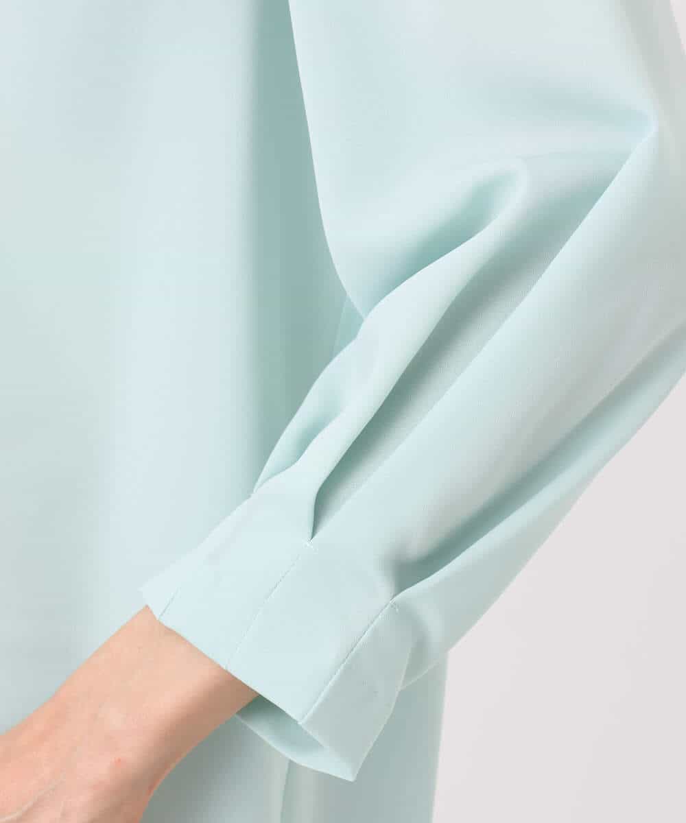 FKBGD46140 MK MICHEL KLEIN(MK ミッシェルクラン) Vネックサテンブラウス/洗える ミントブルー