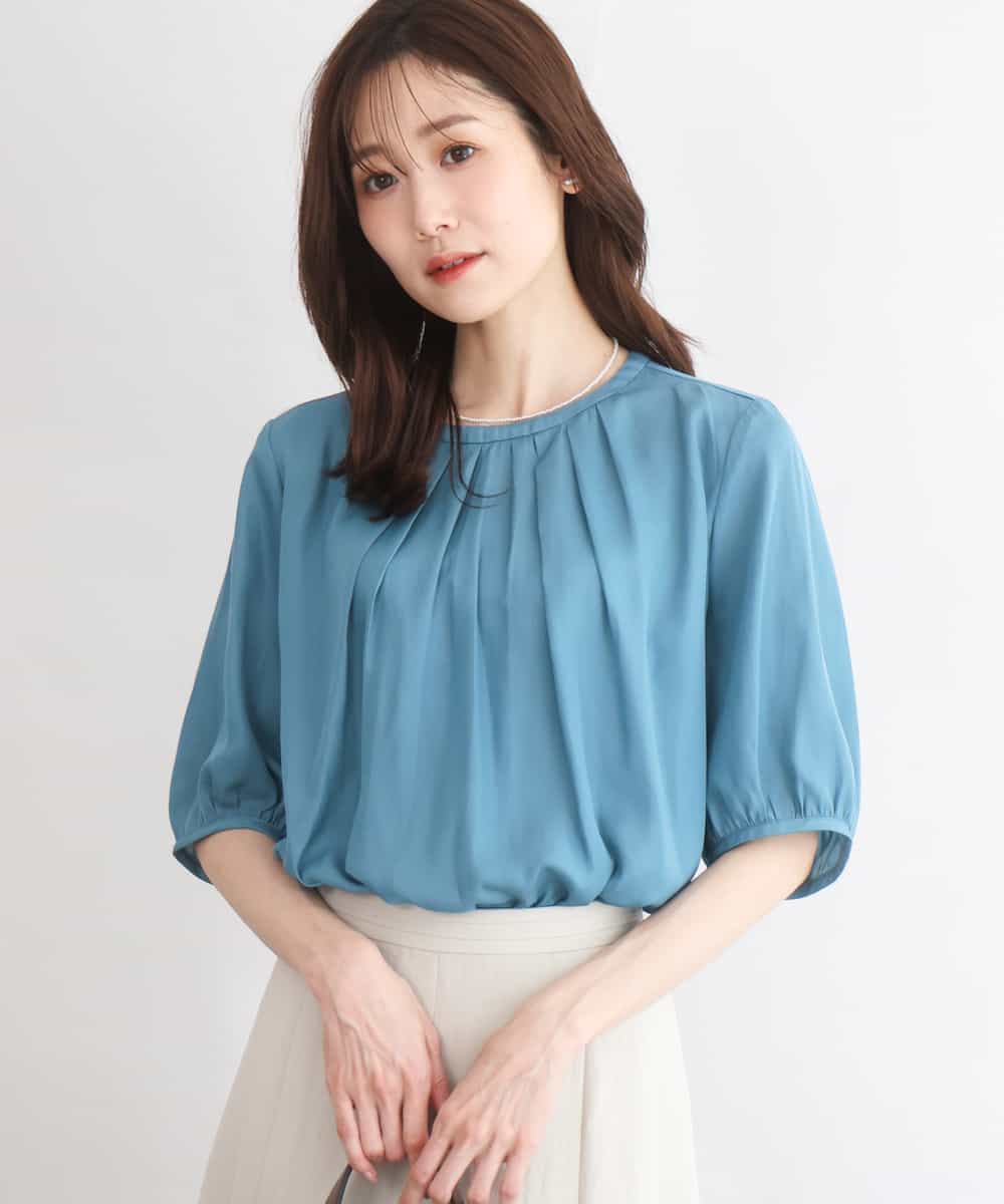 FKBGD53140 MK MICHEL KLEIN(MK ミッシェルクラン) [UVカット/接触冷感/洗える]サテン フロントタックデザインブラウス ターコイズ