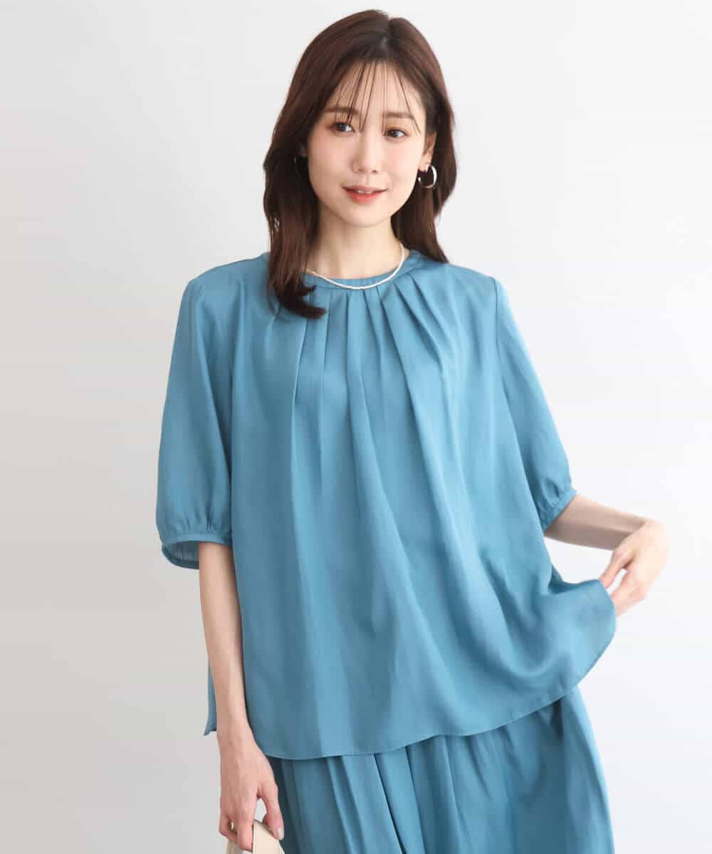 FKBGD53140 MK MICHEL KLEIN(MK ミッシェルクラン) [UVカット/接触冷感/洗える]サテン フロントタックデザインブラウス キャメル