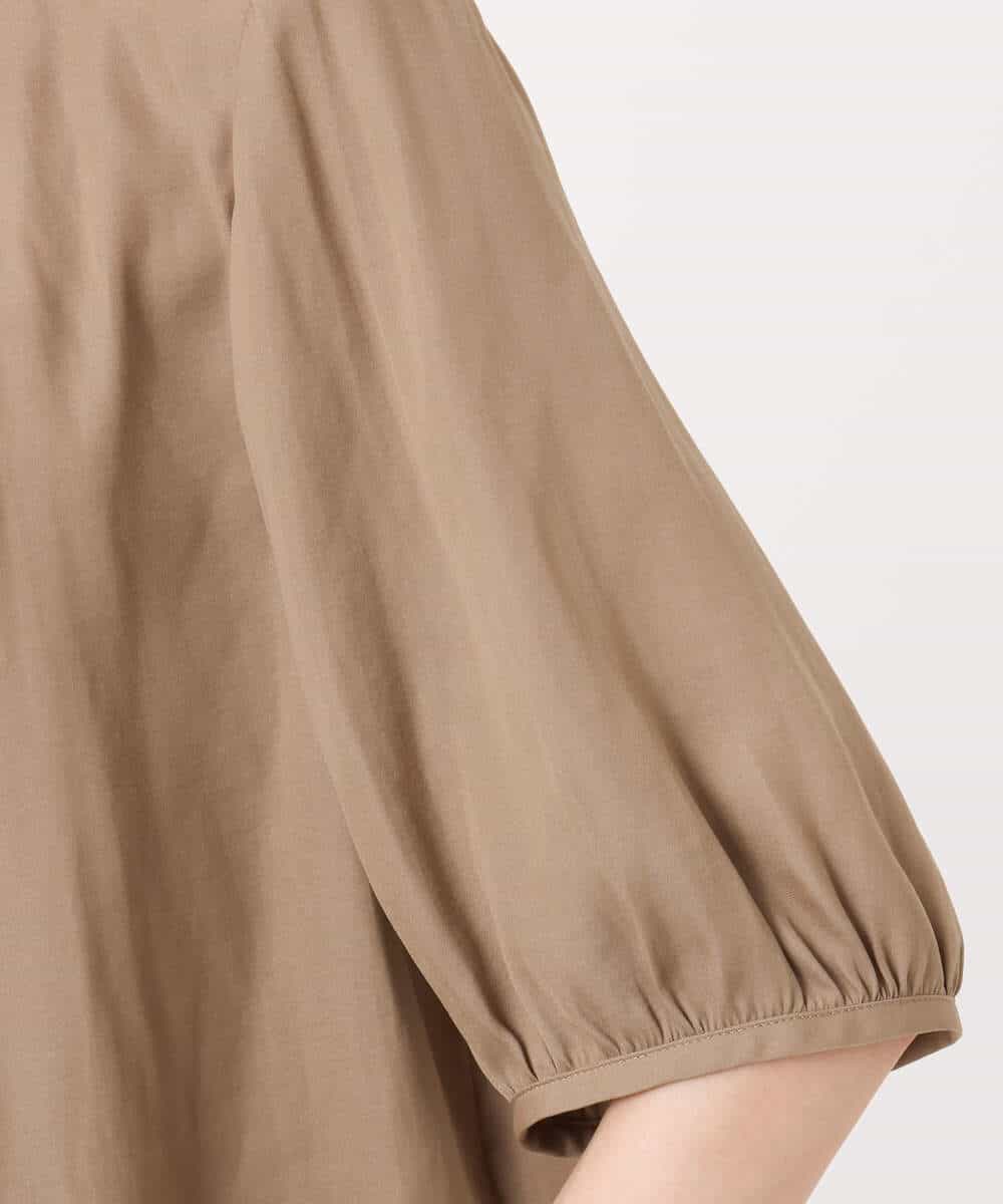 FKBGD53140 MK MICHEL KLEIN(MK ミッシェルクラン) [UVカット/接触冷感/洗える]サテン フロントタックデザインブラウス キャメル