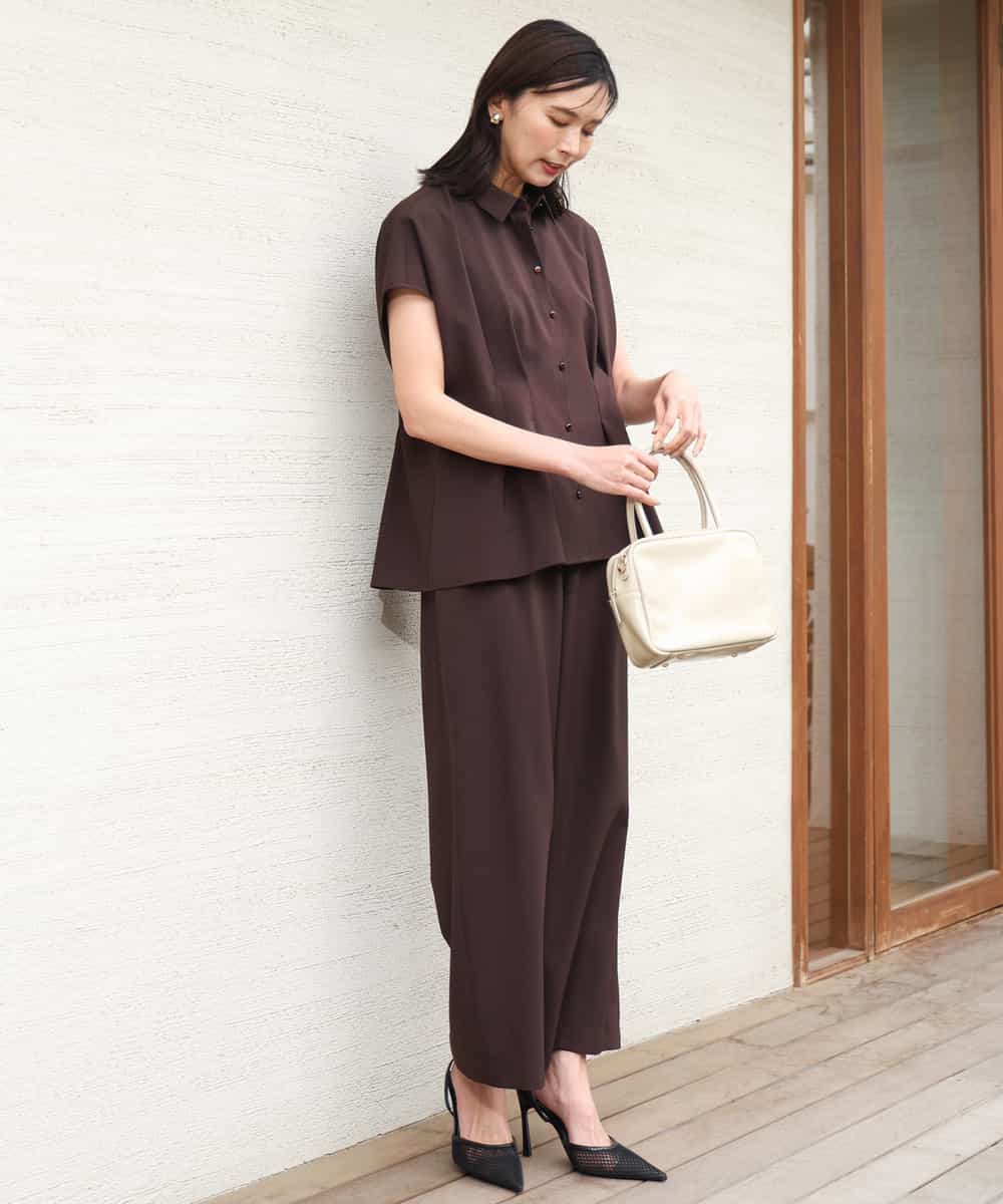 FKBGD56160 MK MICHEL KLEIN(MK ミッシェルクラン) [洗える]リネンライクストレッチ ウエストタックデザイン衿付きブラウス ブラウン