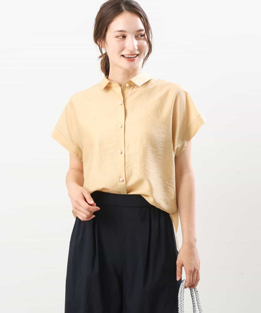 FKBGU58110 MK MICHEL KLEIN(MK ミッシェルクラン) フェイクパール釦ブラウス/洗える ライトイエロー