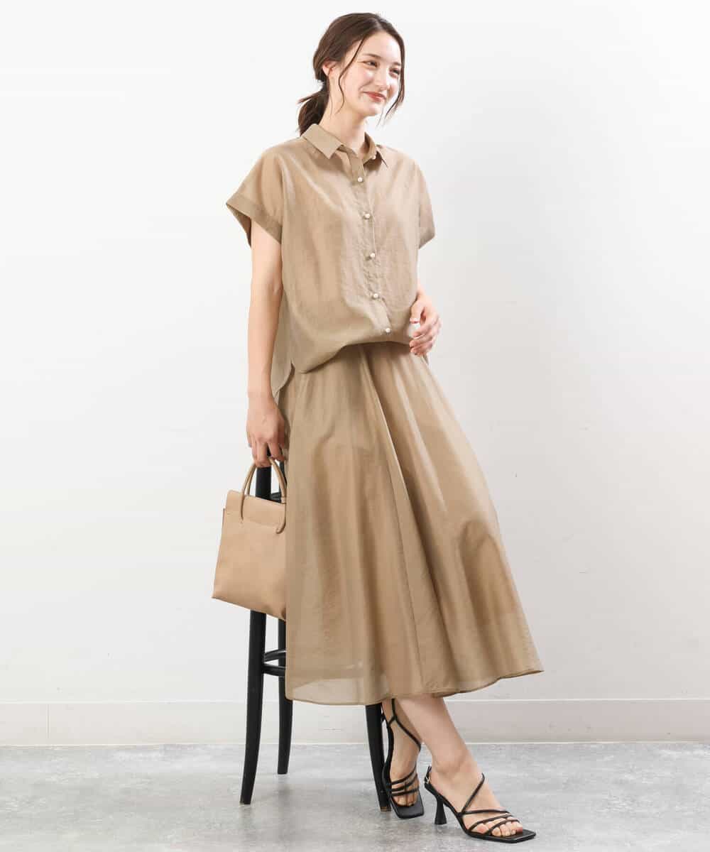 FKBGU58110 MK MICHEL KLEIN(MK ミッシェルクラン) フェイクパール釦ブラウス/洗える ライトイエロー