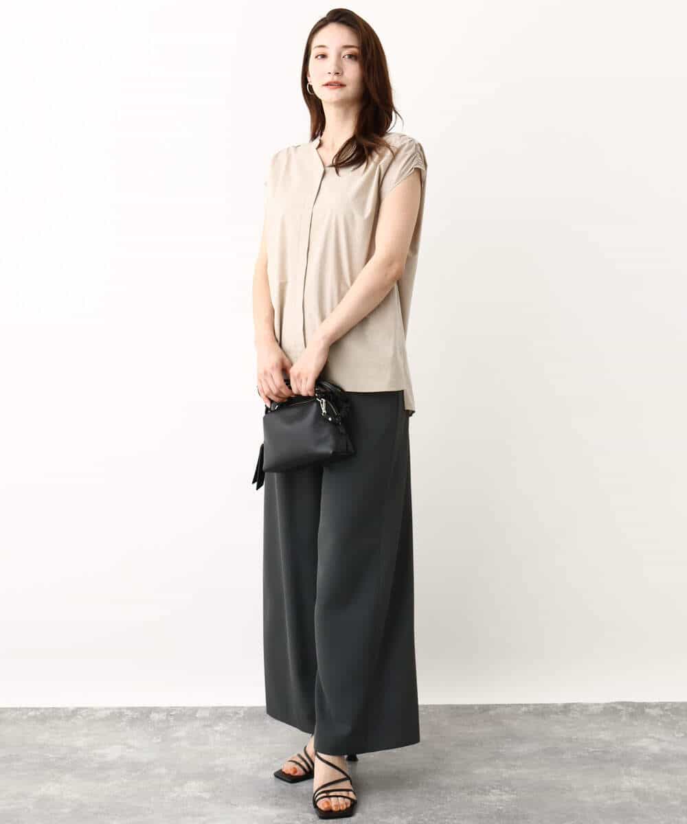 FKBIV14110 MK MICHEL KLEIN(MK ミッシェルクラン) キーネックコットンブラウス/洗える ライトブルー