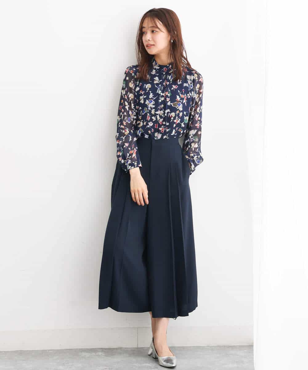 FKBJS07140 MK MICHEL KLEIN(MK ミッシェルクラン) アートフラワープリントシフォンブラウス/洗える ネイビー