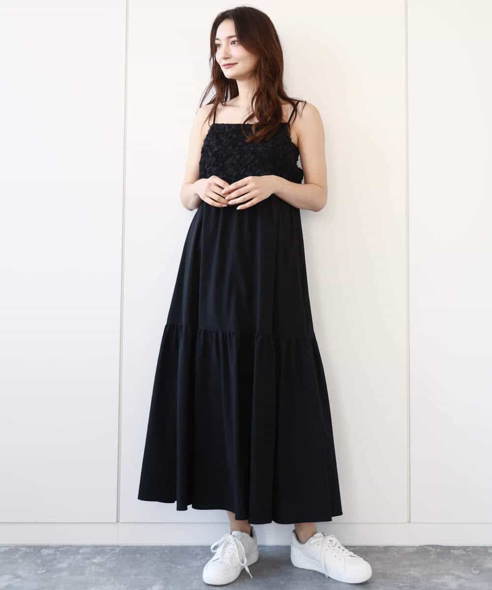 FKEGA51230 MK MICHEL KLEIN(MK ミッシェルクラン) フラワー3D刺繍ティアードキャミワンピース/洗える ブラック