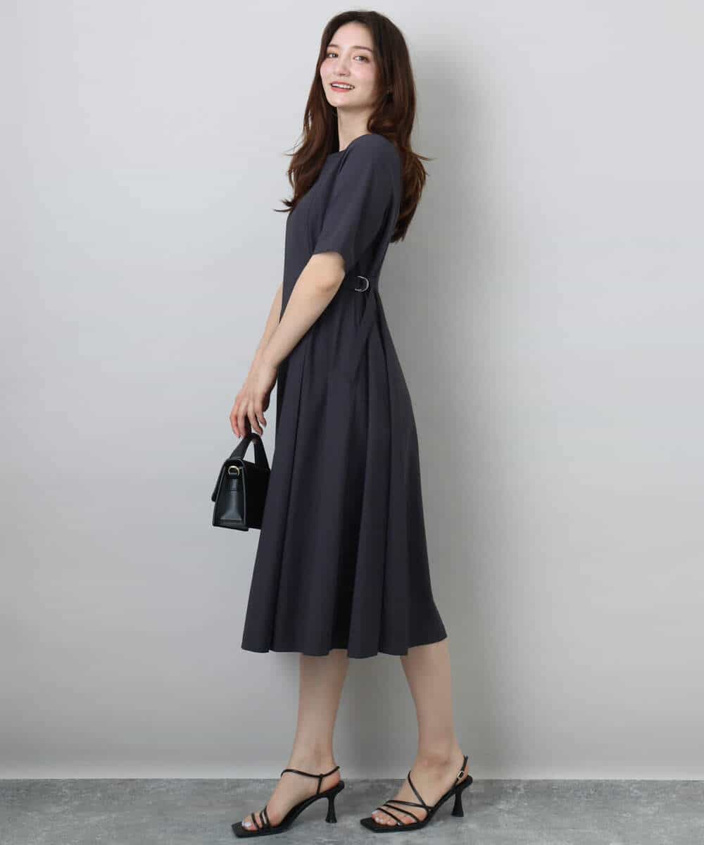 FKEGA55230 MK MICHEL KLEIN(MK ミッシェルクラン) サイドベルトデザイン ウエストタックストレッチワンピース/洗える ダークグレー