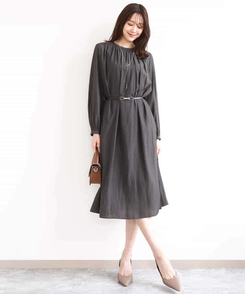 FKEGD26210 MK MICHEL KLEIN(MK ミッシェルクラン) サテンギャザーワンピース/洗える ダークグレー