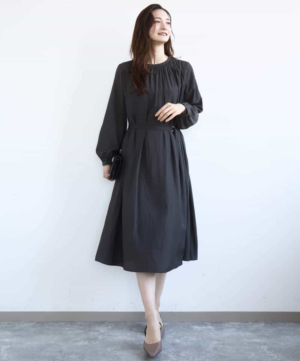 FKEGD26210 MK MICHEL KLEIN(MK ミッシェルクラン) サテンギャザーワンピース/洗える ダークグレー