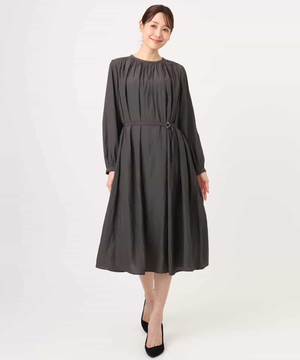 FKEGD26210 MK MICHEL KLEIN(MK ミッシェルクラン) サテンギャザーワンピース/洗える ダークグレー
