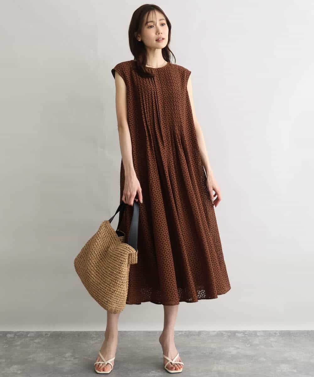 FKEGD52240 MK MICHEL KLEIN(MK ミッシェルクラン) [洗える]幾何柄レースAラインワンピース ブラック