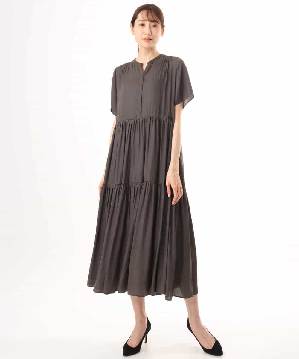 FKEJD72210 MK MICHEL KLEIN(MK ミッシェルクラン) [UVカット/接触冷感/洗える]ティアードデザインサテンワンピース ダークグレー