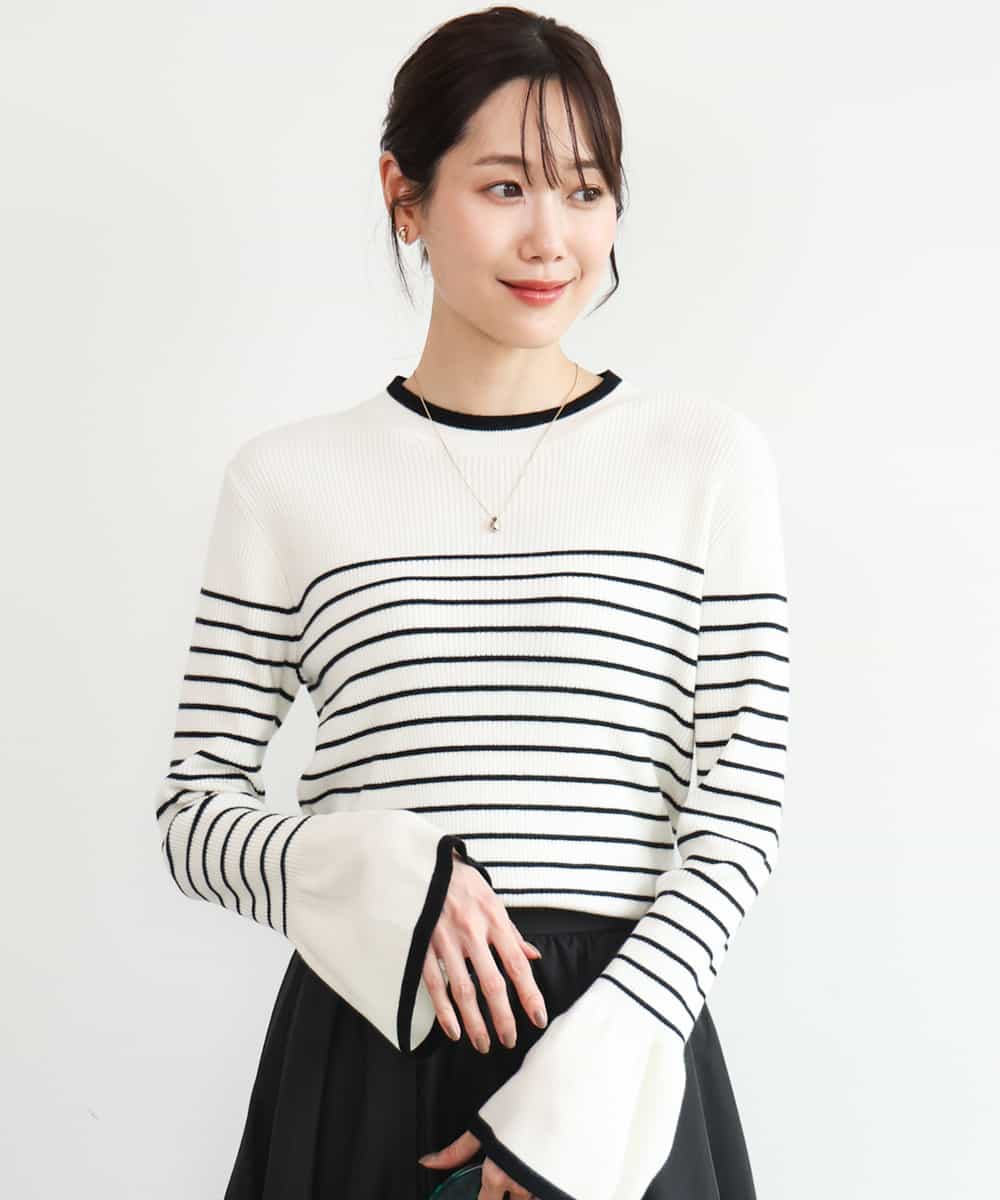 FKFAG43140 MK MICHEL KLEIN(MK ミッシェルクラン) [洗える]配色ラメライン入りフレアースリーブニット ホワイト（ボーダー柄）