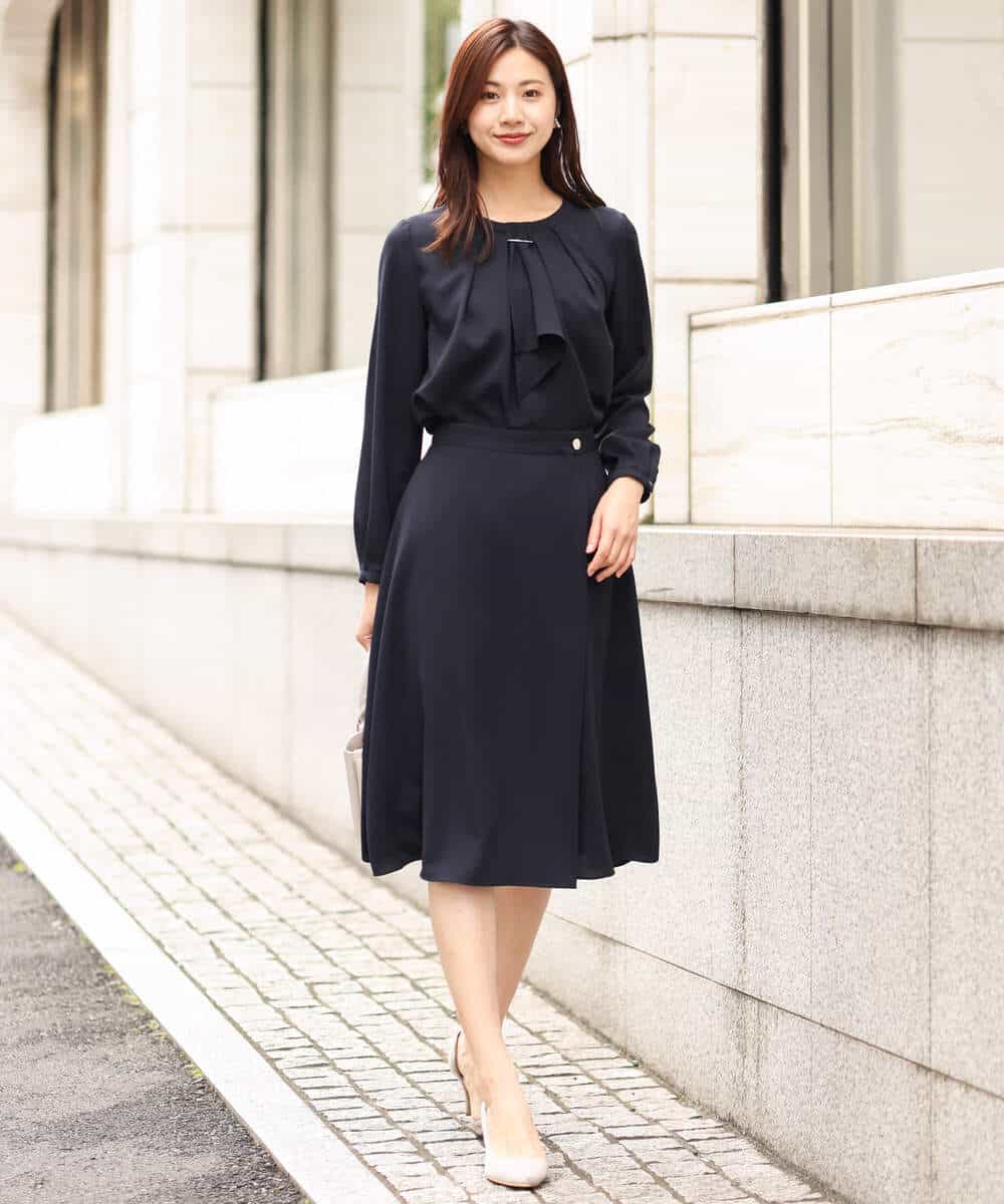 FKHDV66150 MK MICHEL KLEIN(MK ミッシェルクラン) ラップ風デザインフレアスカート/洗える ライトブルー