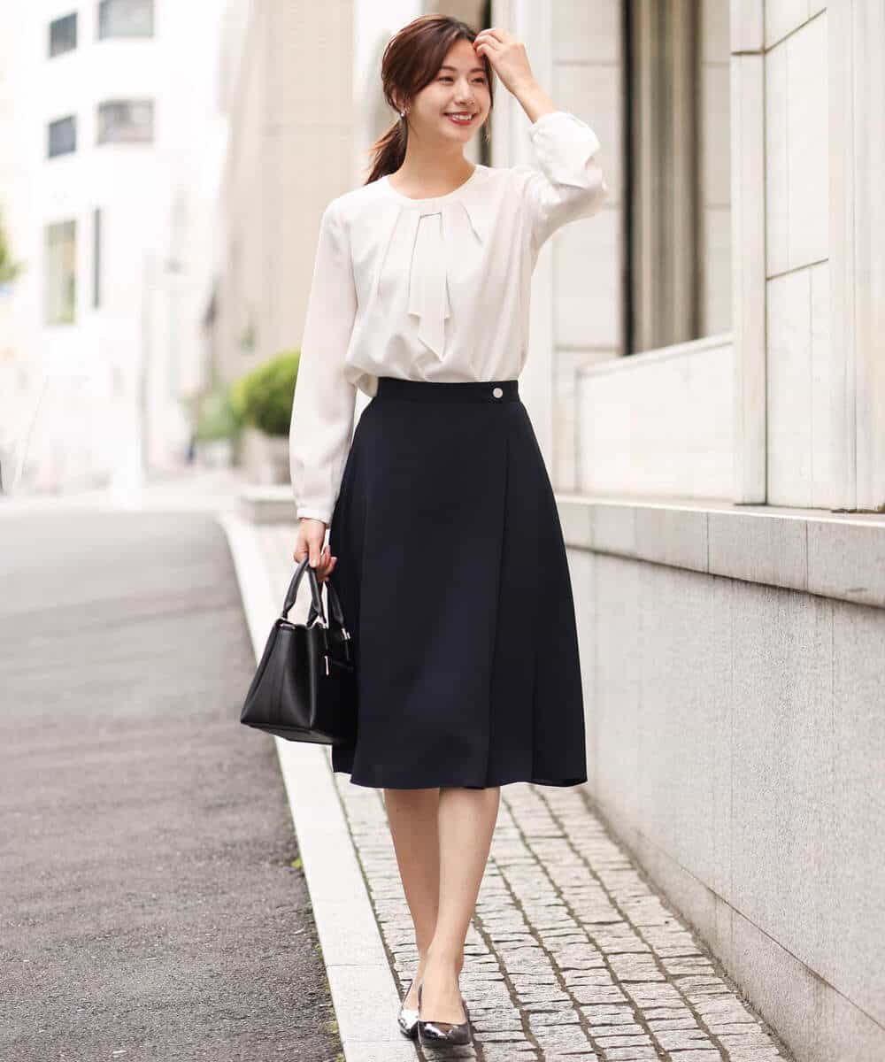 FKHDV66150 MK MICHEL KLEIN(MK ミッシェルクラン) ラップ風デザインフレアスカート/洗える ライトブルー