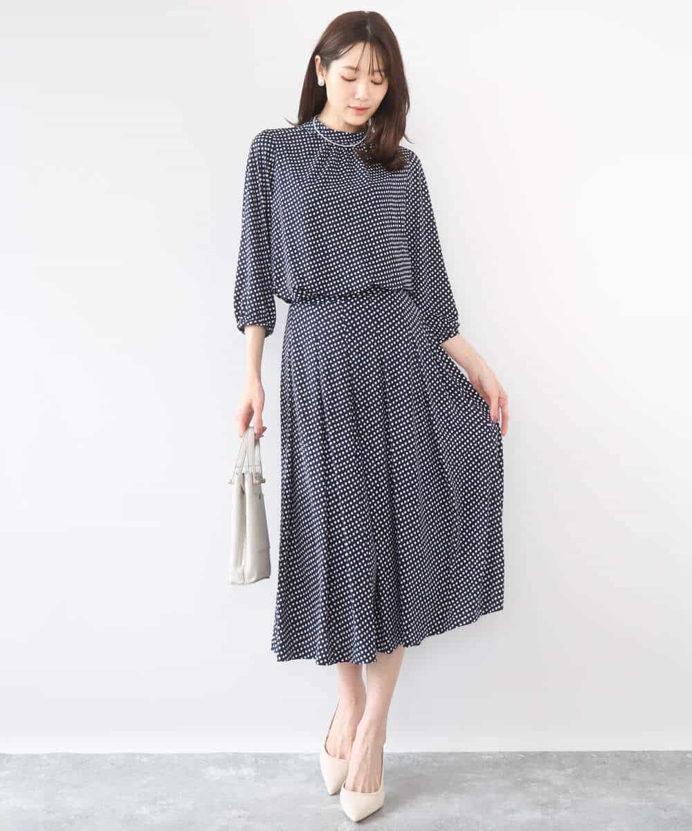 FKHGD04150 MK MICHEL KLEIN(MK ミッシェルクラン) 幾何柄ジャージータックスカート/洗える ライトブルー