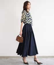 FKHHD64180 MK MICHEL KLEIN(MK ミッシェルクラン) [撥水/UVカット/洗える]ボリュームフレアスカート ネイビー