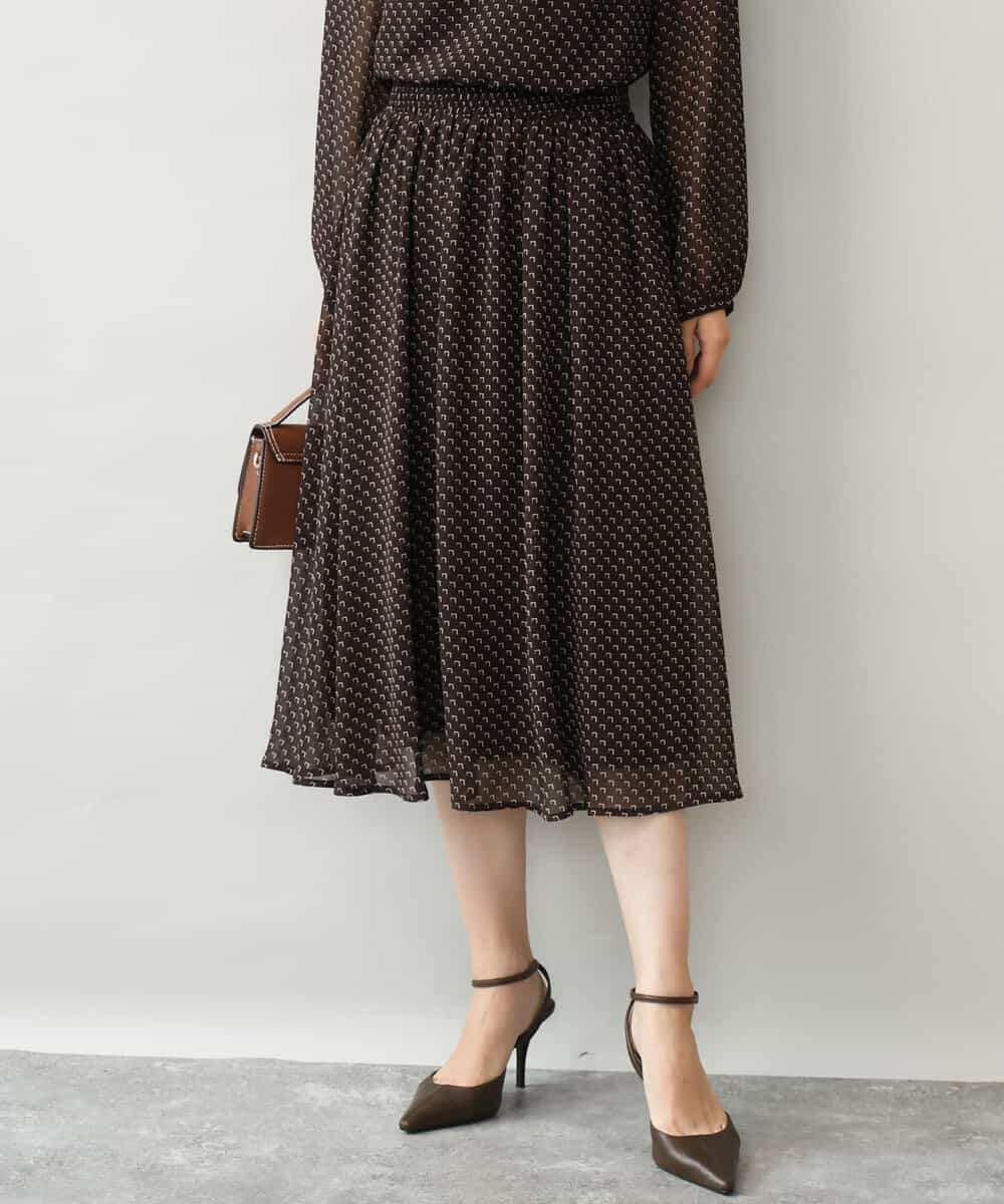 FKHJD39150 MK MICHEL KLEIN(MK ミッシェルクラン) [洗える]スクエア幾何柄シフォンスカート ブラウン