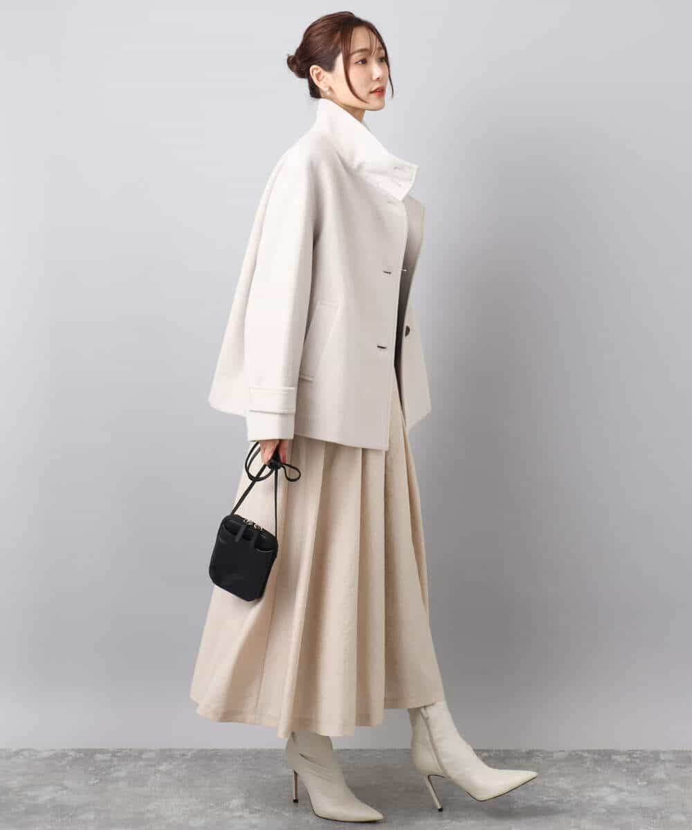 FKJAD54380 MK MICHEL KLEIN(MK ミッシェルクラン) エアリアルウール スタンドカラーショートコート ブルー
