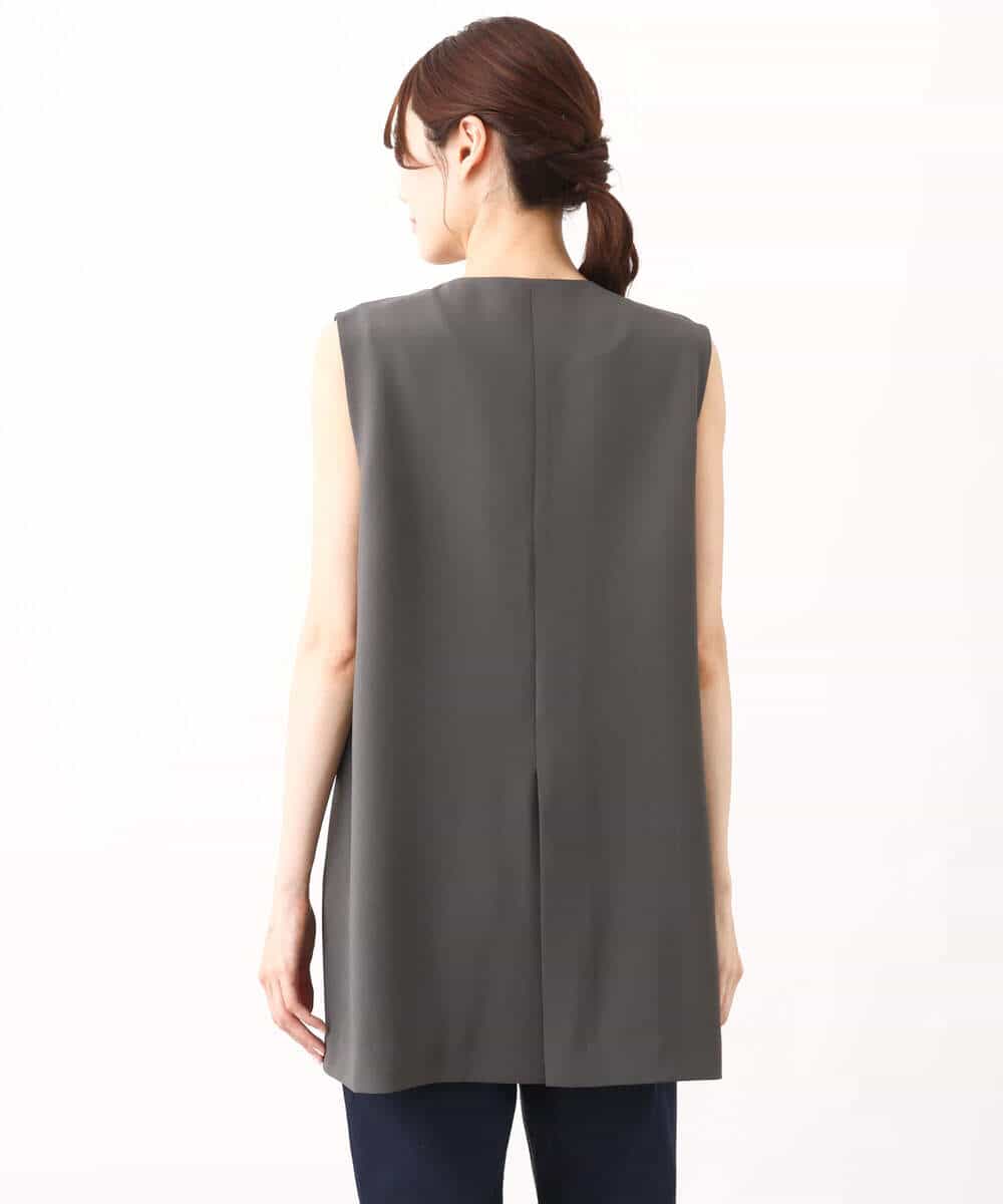 FKJGV58210 MK MICHEL KLEIN(MK ミッシェルクラン) ノーカラージレベスト/UVカット/接触冷感/セットアップ対応/洗える ダークグレー