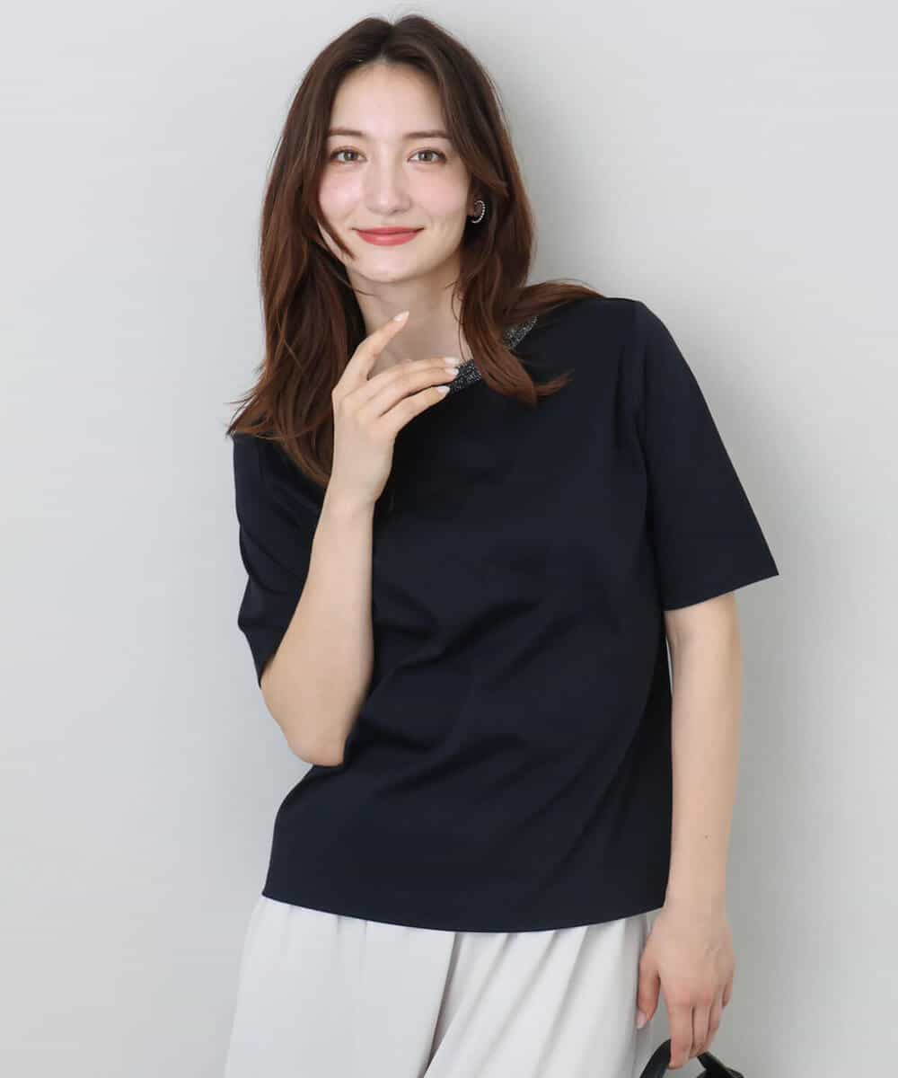 FKKGA50090 MK MICHEL KLEIN(MK ミッシェルクラン) ラメ入りネックデザインTシャツ/接触冷感/洗える ホワイト