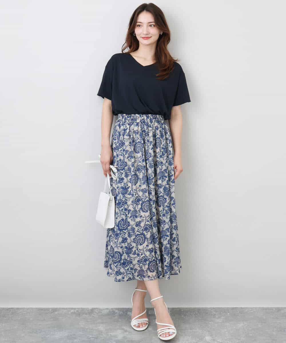 FKKGA54100 MK MICHEL KLEIN(MK ミッシェルクラン) タックヘムデザインVネックカットソー/接触冷感/UVカット/洗える ブルー
