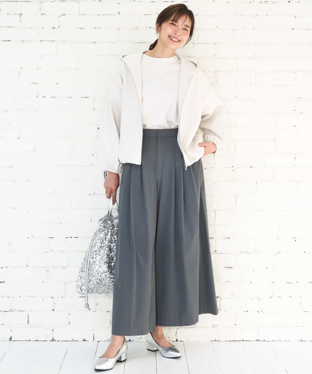 FKKGD30090 MK MICHEL KLEIN(MK ミッシェルクラン) [洗える]ビーズ刺繍ロゴTシャツ ベージュ