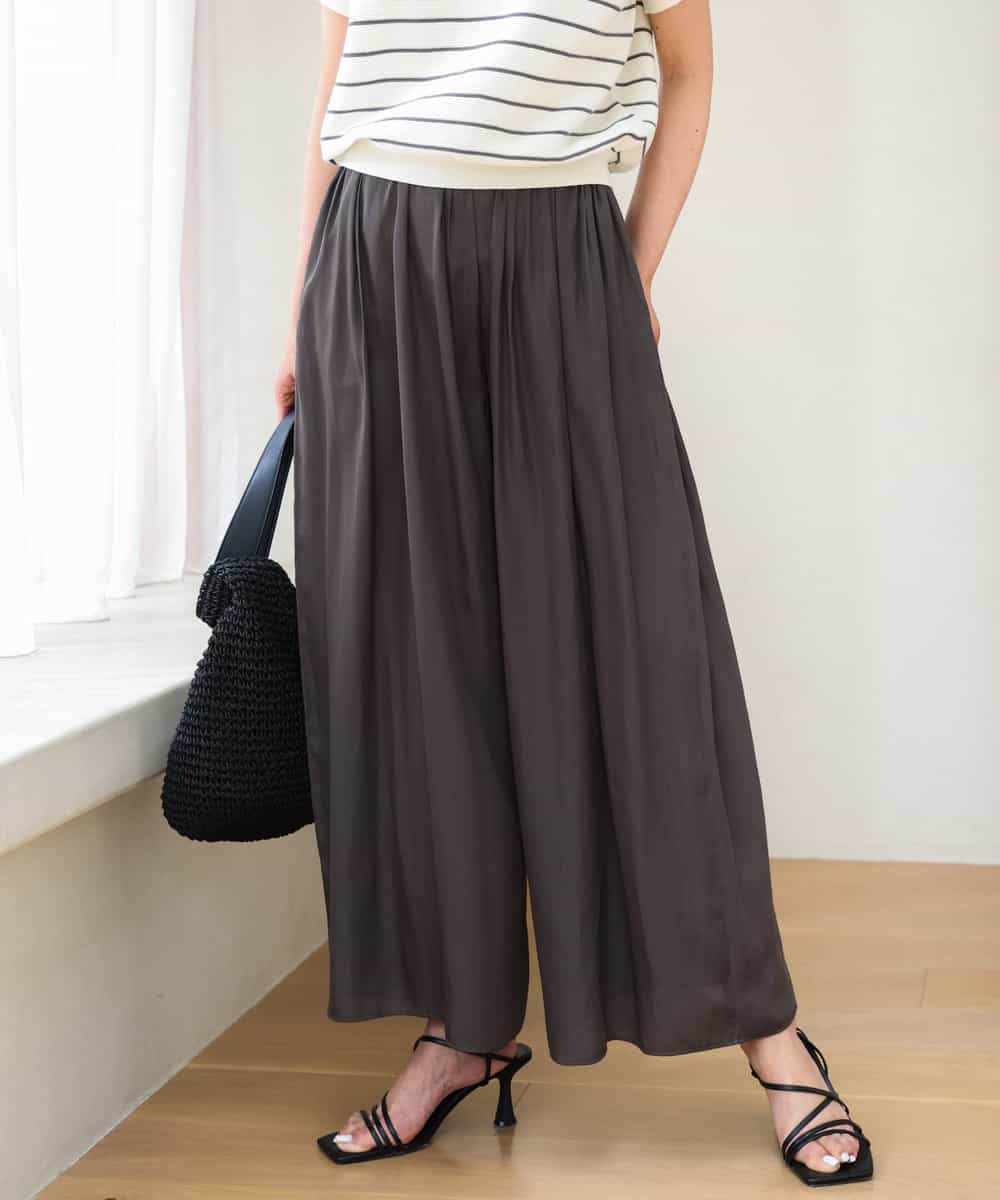 FKLGD53160 MK MICHEL KLEIN(MK ミッシェルクラン) [瞬美シリーズ/UVカット/接触冷感/洗える]サテンワイドパンツ キャメル