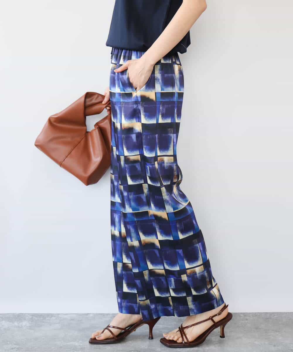 FKLHD62180 MK MICHEL KLEIN(MK ミッシェルクラン) [接触冷感/洗える]アートプリント ワイドパンツ グリーン