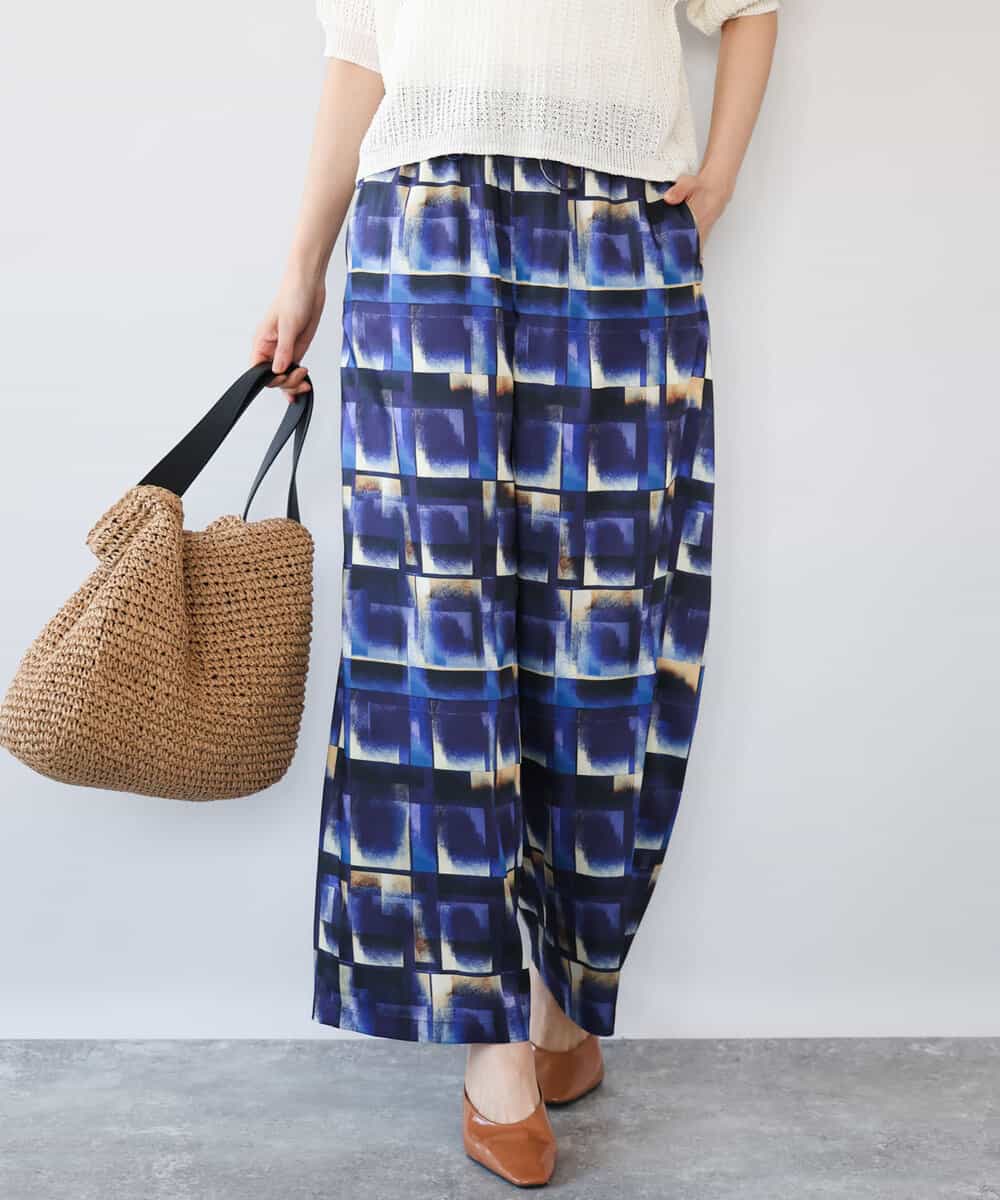 FKLHD62180 MK MICHEL KLEIN(MK ミッシェルクラン) [接触冷感/洗える]アートプリント ワイドパンツ ブルー