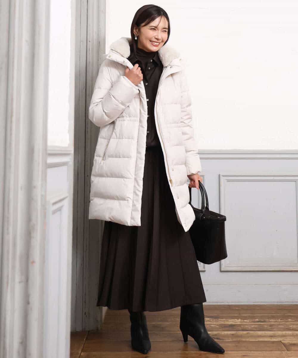 FKVAG50370 MK MICHEL KLEIN(MK ミッシェルクラン) [撥水/リサイクルダウン]ベーシックタフタロングダウンコート アイボリー