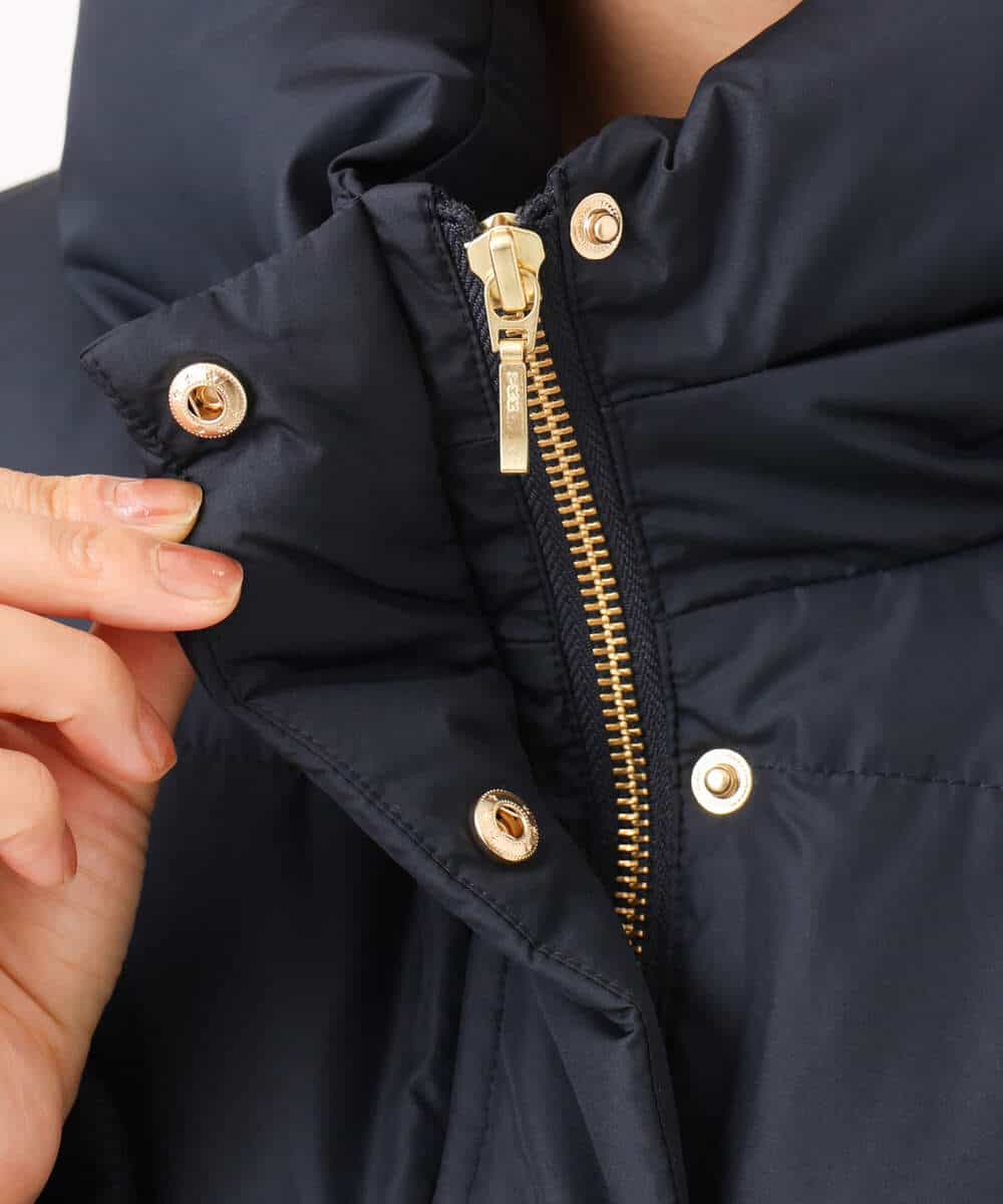 FKVAG52340 MK MICHEL KLEIN(MK ミッシェルクラン) [撥水/リサイクルダウン]ベーシックタフタミドルダウンコート ネイビー
