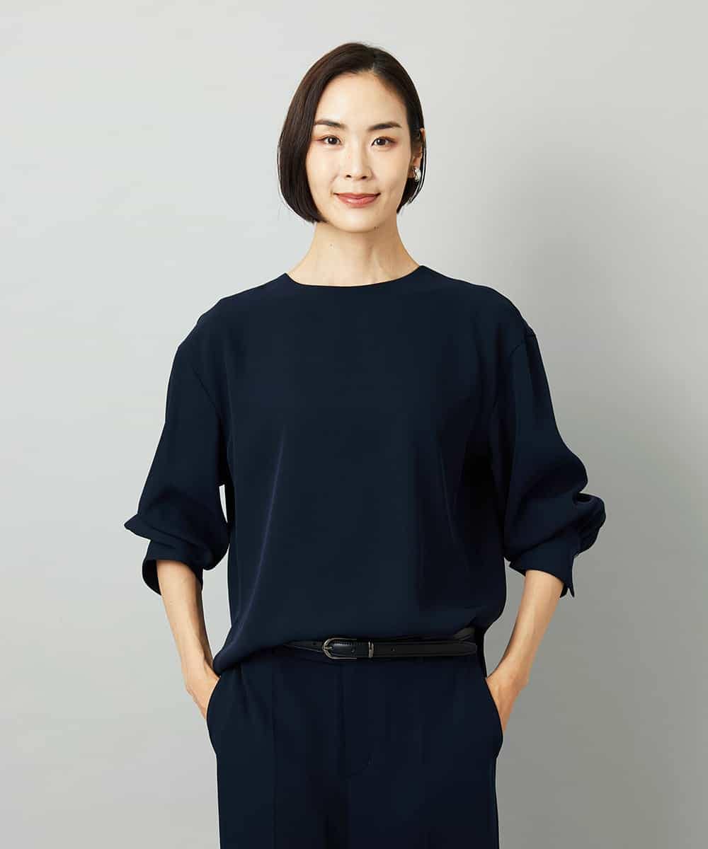 FMBAD25230 MICHEL KLEIN(ミッシェルクラン) [セットアップ対応]ノーカラーブラウス ネイビー