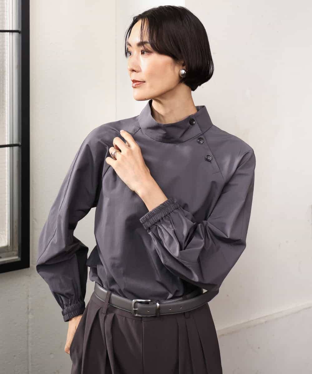 FMBAG06230 MICHEL KLEIN(ミッシェルクラン) スタンドカラーブラウス チャコールブラウン