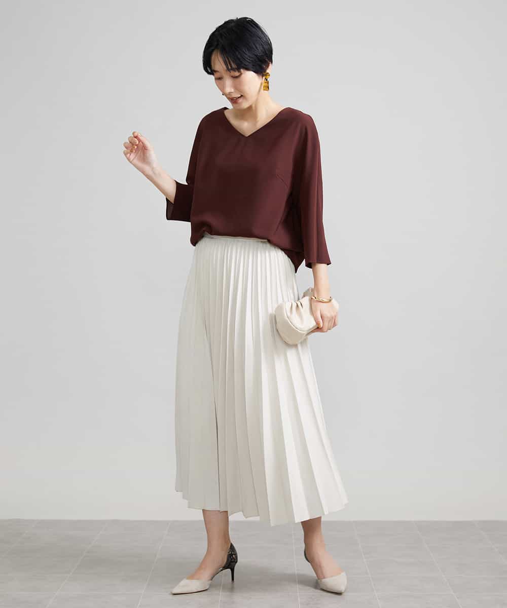 FMBAV15180 MICHEL KLEIN(ミッシェルクラン) ［定番素材］Vネックポプリンブラウス ボルドー(77)