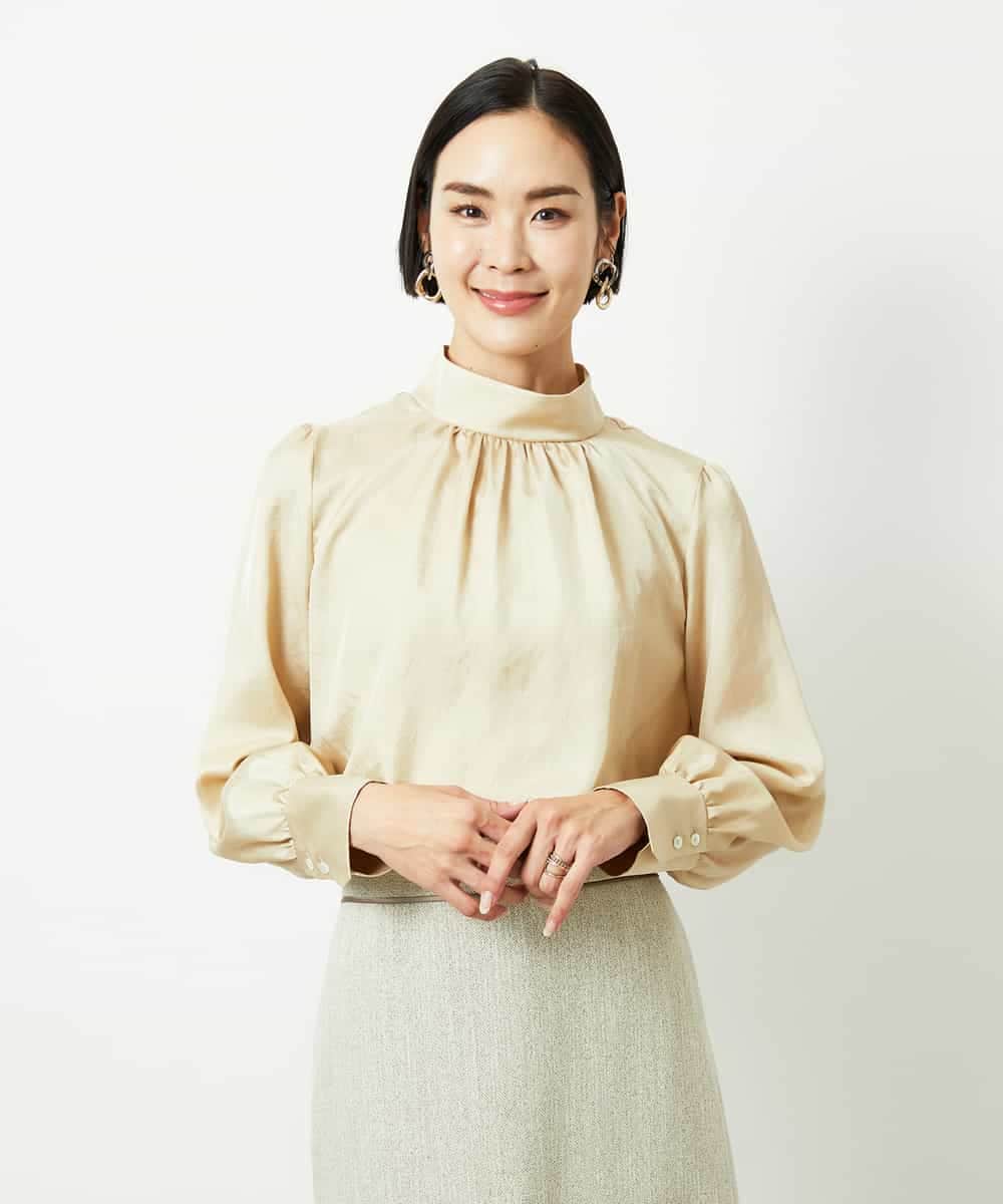 FMBBD01260 MICHEL KLEIN(ミッシェルクラン) ギャザーディテールブラウス ライトグレー