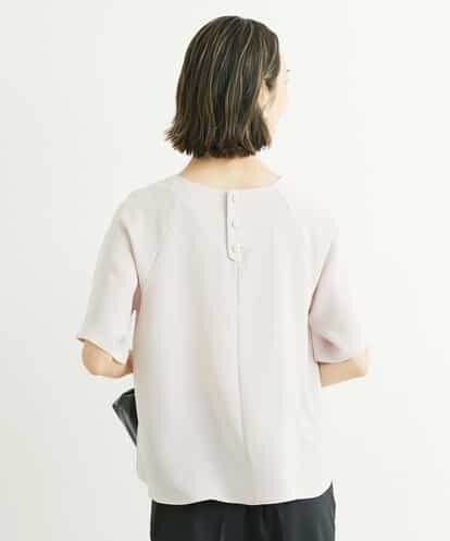FMBFS26170 MICHEL KLEIN [定番素材]バックボタンデザインブラウス